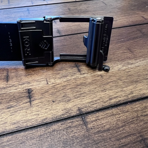 KORE Black Leather Belt - Picture 2 of 5
